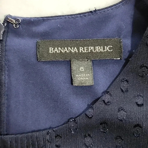 Women's Banana Republic Flutter Sleeve Dress, Navy Blue, Size 6, PreOwned - Picture 5 of 9